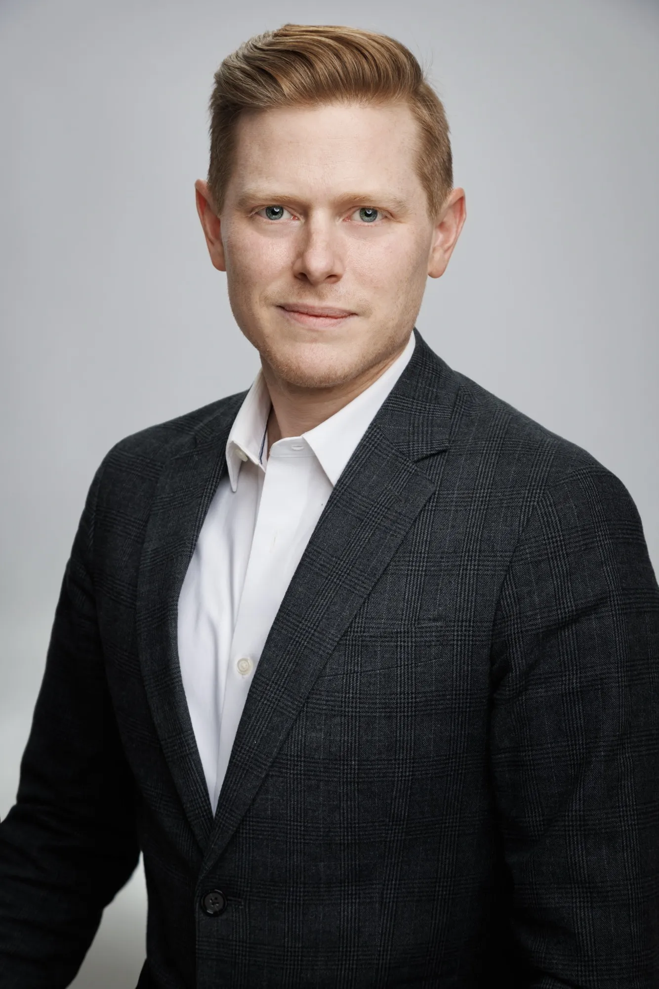 Headshot — AE0A9560 Michael Coxen